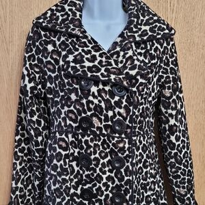 Daytrip Womens Small Leopard Lime Green Peacoat